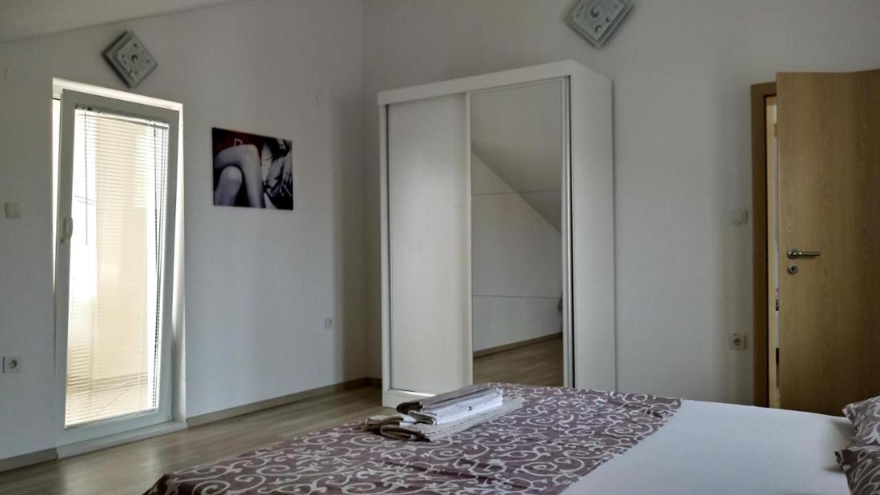 Premium Apartments Adore โนวาลยา ภายนอก รูปภาพ