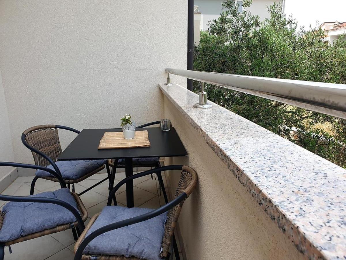 Premium Apartments Adore โนวาลยา ภายนอก รูปภาพ